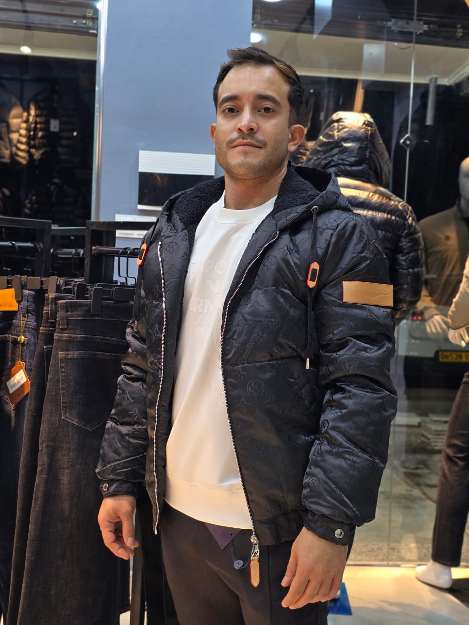 Doudoune Louis Vuitton Noir Capuche Lacés orange