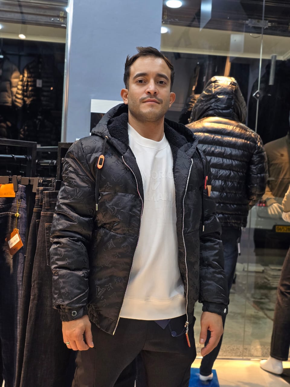 Doudoune Louis Vuitton Noir Capuche Lacés orange